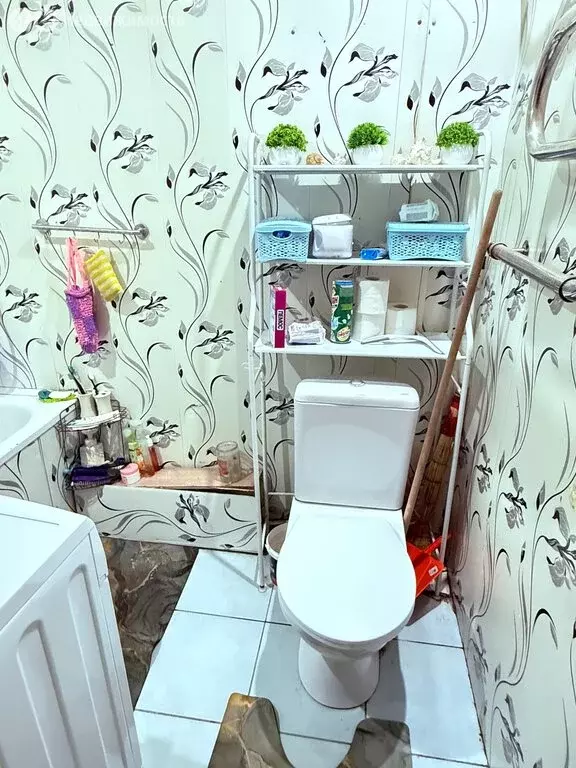 3-комнатная квартира: Великий Новгород, Завокзальный район, улица ... - Фото 1