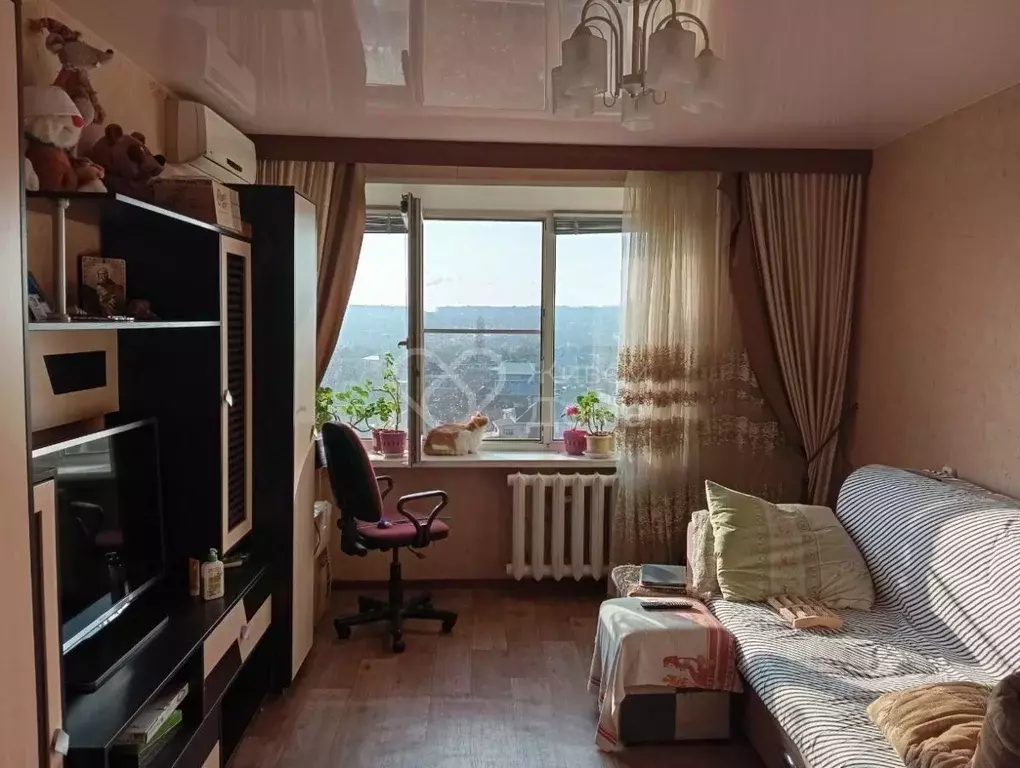 2-к кв. Волгоградская область, Волгоград Чигиринская ул., 2 (46.6 м) - Фото 0