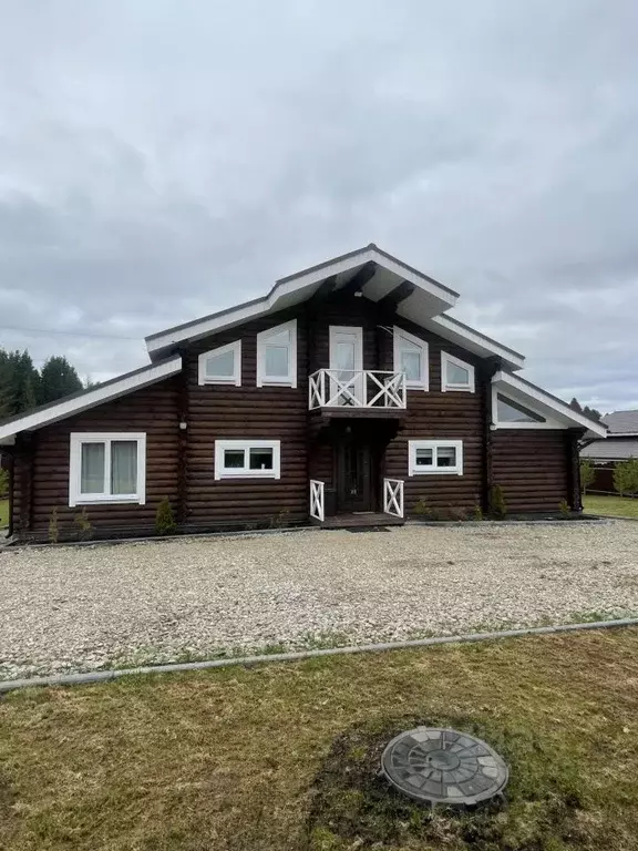 Коттедж в Пермский край, д. Жебреи ул. Солнечная, 18 (259 м) - Фото 0