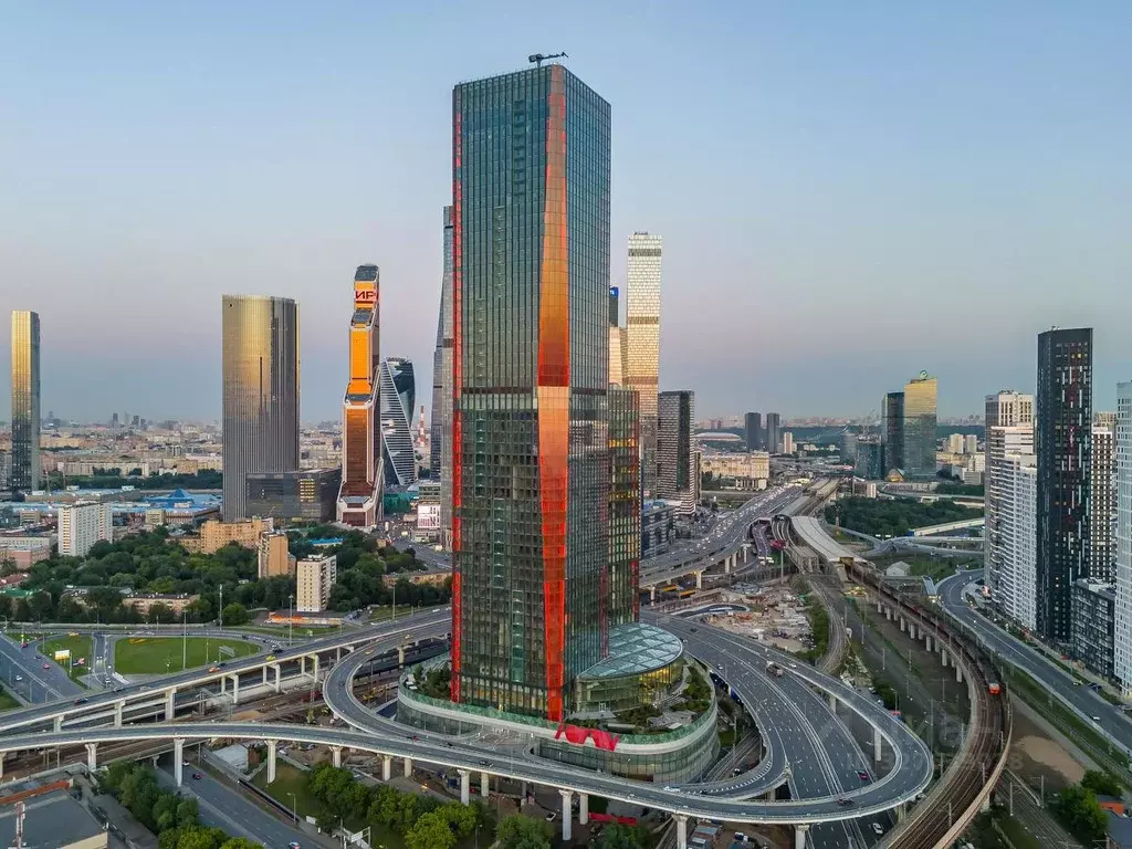 Помещение свободного назначения в Москва ул. Ермакова Роща, 1с1 (243 ... - Фото 1