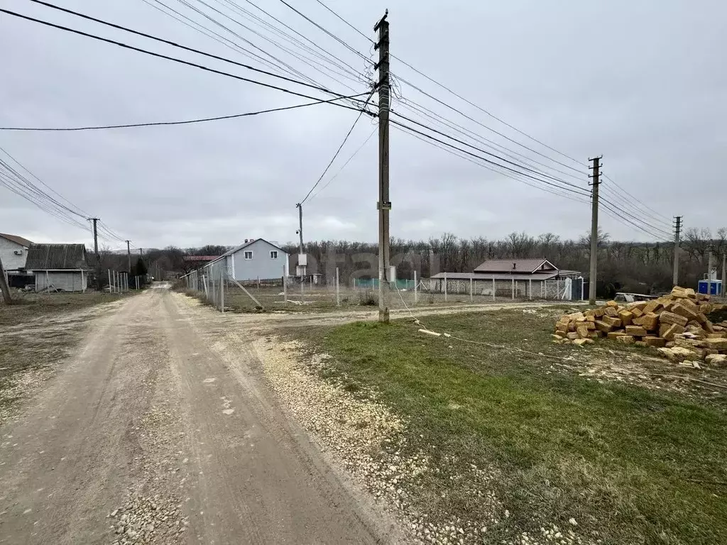 Участок в Крым, Симферопольский район, Чистенское с/пос, Родничок СПК  ... - Фото 1