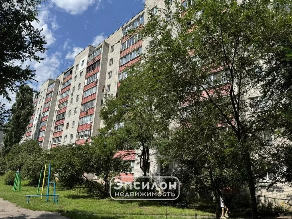 3-комнатная квартира: Курск, улица Черняховского, 62 (60.1 м) - Фото 1