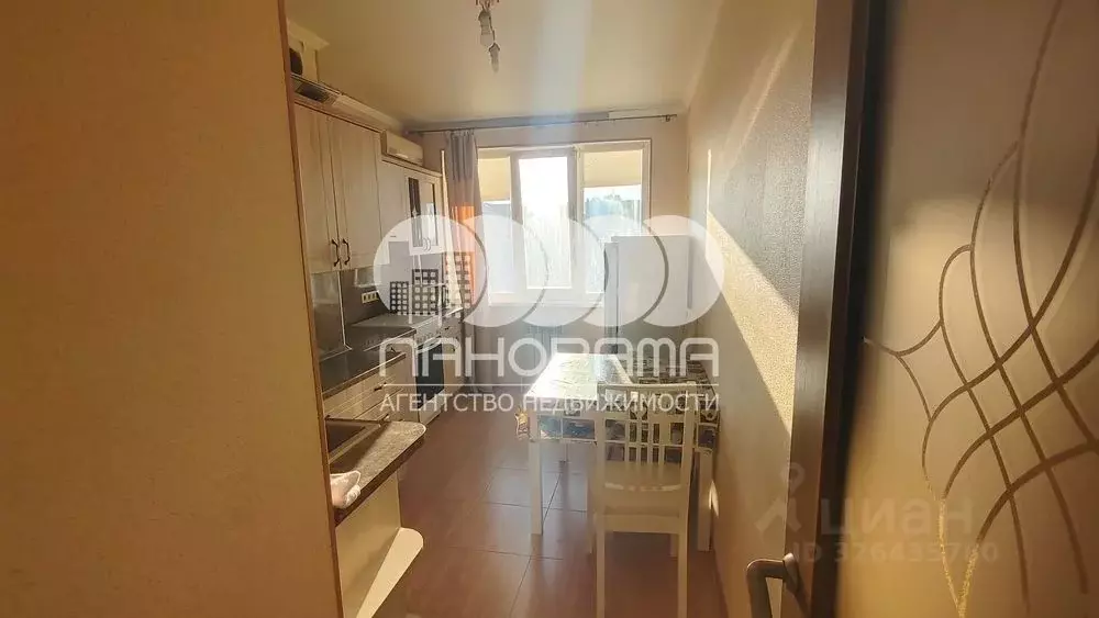 2-к кв. Краснодарский край, Анапа Гребенская ул., 57 (65.0 м) - Фото 1