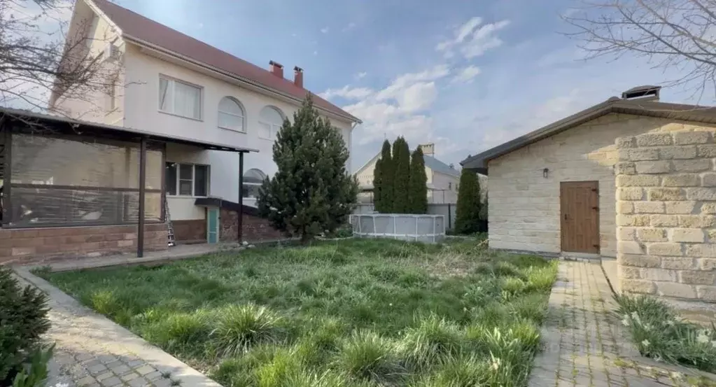 Дом в Ставропольский край, Невинномысск пер. Шерстяников, 18 (257 м) - Фото 1