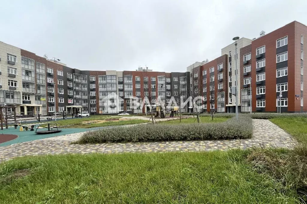 Продается 2-комнатная квартира - Фото 1