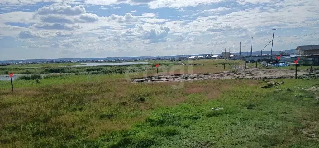 Участок в Саха (Якутия), Якутск городской округ, с. Хатассы ул. ... - Фото 1