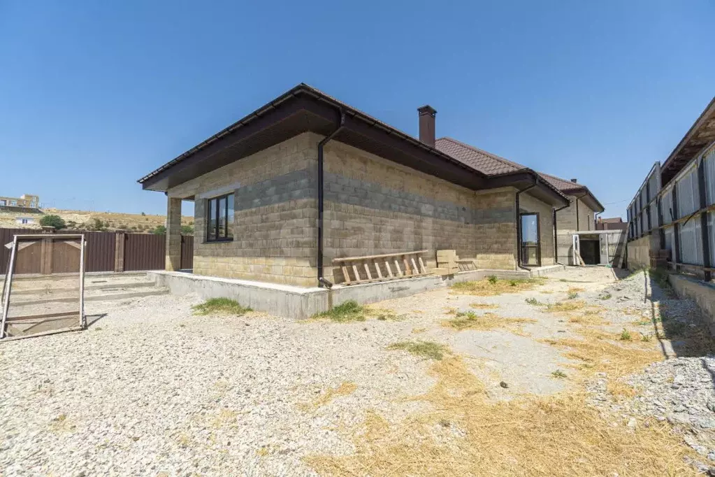 Дом в Севастополь ш. Качинское, 47 (209 м) - Фото 1