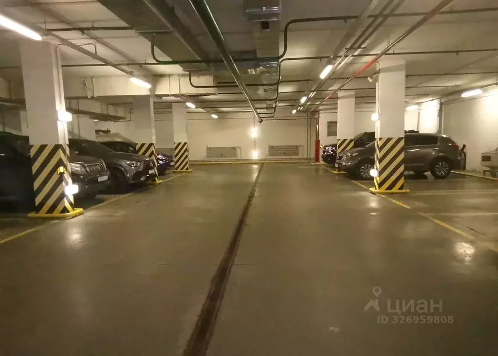 Гараж в Москва ул. Адмирала Лазарева, 63к2соор1 (8 м) - Фото 2