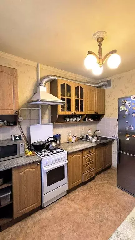 3-к кв. Чувашия, Новочебоксарск ул. 10-й Пятилетки, 32 (65.4 м) - Фото 1