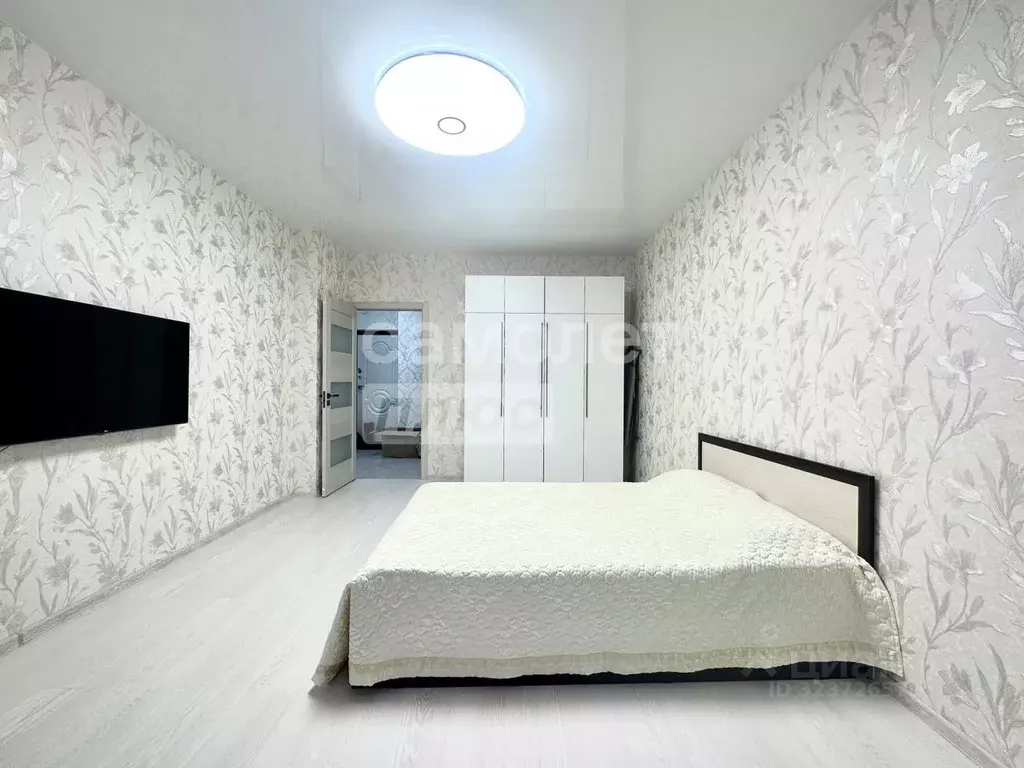 1-к кв. Нижегородская область, Нижний Новгород Республиканская ул., ... - Фото 0