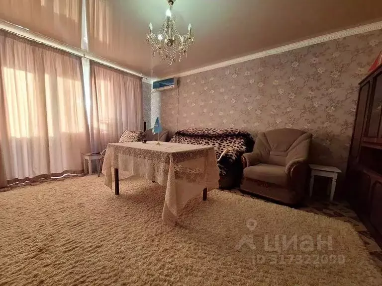 3-к кв. Крым, Сакский район, с. Ромашкино ул. Интернациональная, 51 ... - Фото 0