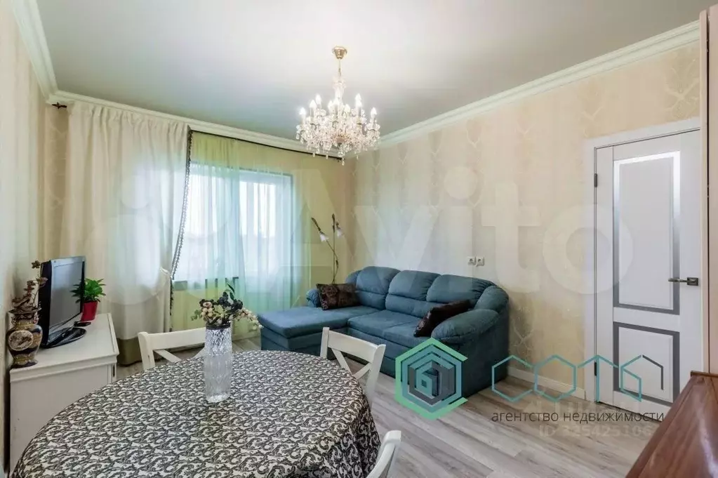 2-к кв. Калининградская область, Калининград ул. Глинки, 1 (42.8 м) - Фото 1