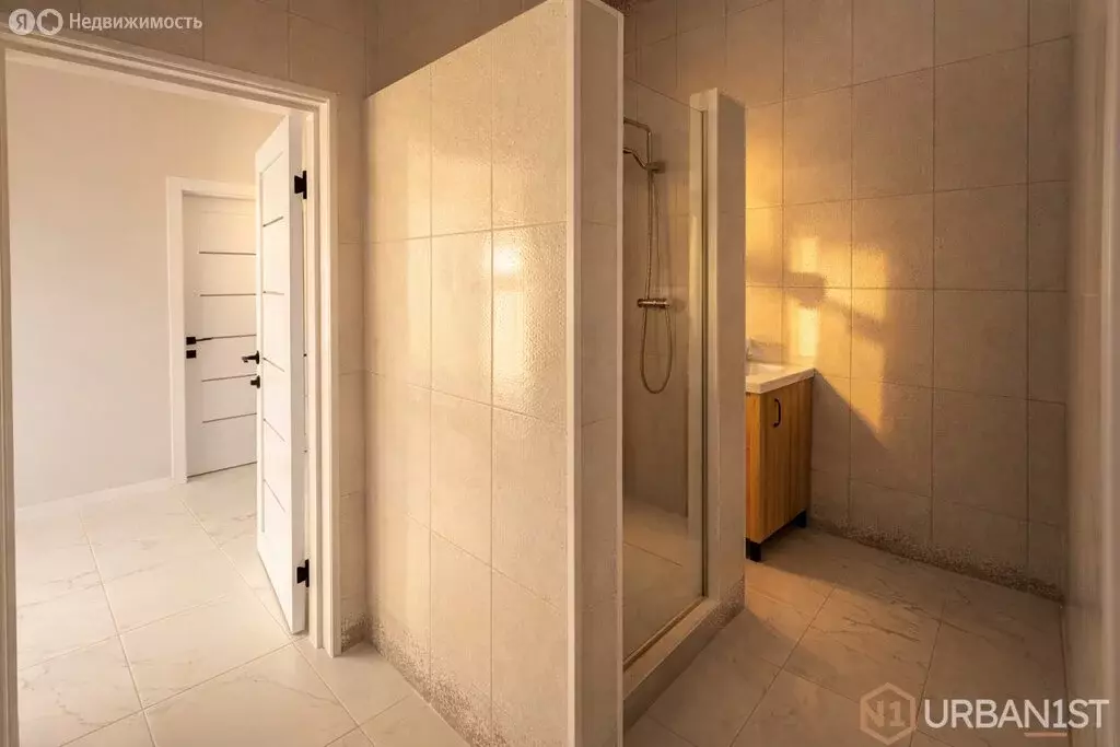 Дом в посёлок Солонцы, Изумрудная улица (140 м) - Фото 1