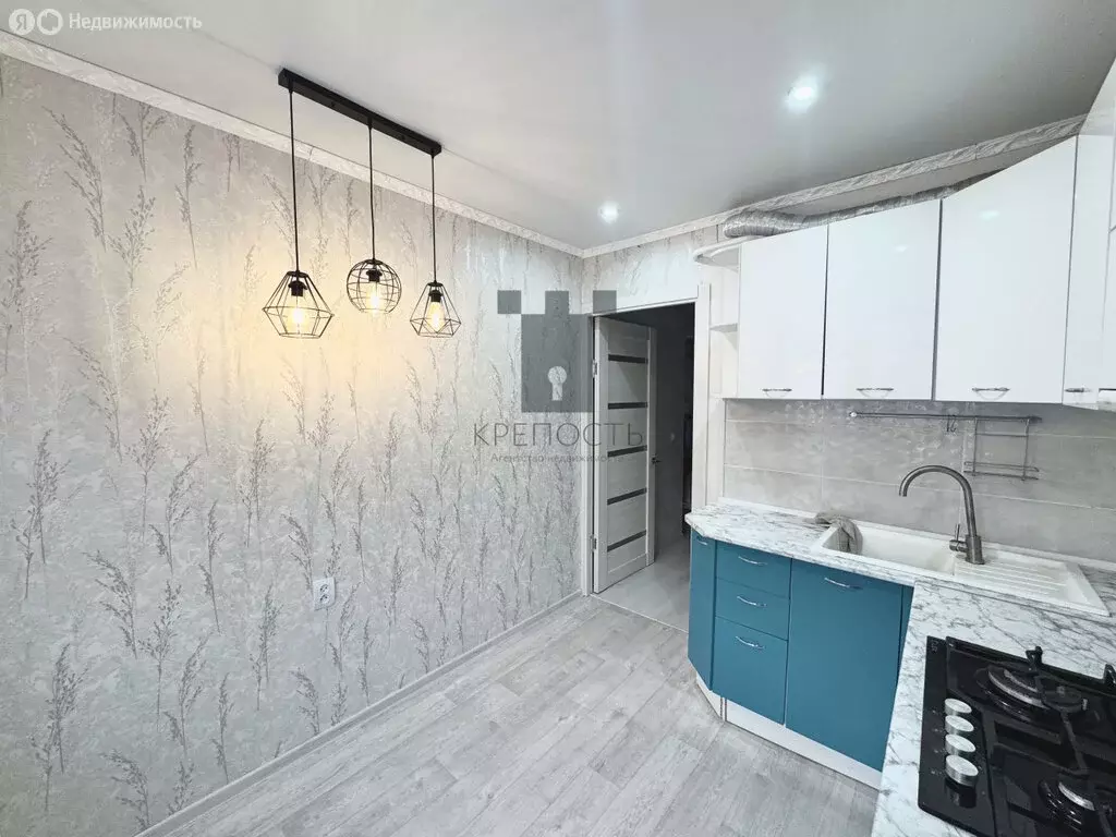 2-комнатная квартира: Мелеуз, Октябрьская улица, 7 (50 м) - Фото 1