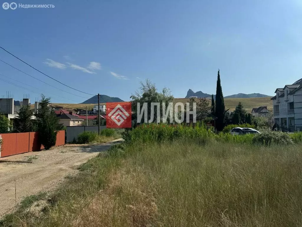 Участок в Республика Крым, муниципальный округ Феодосия, посёлок ... - Фото 0