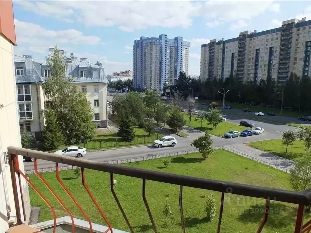 3-к кв. Санкт-Петербург Парашютная ул., 17К1 (100.0 м) - Фото 1