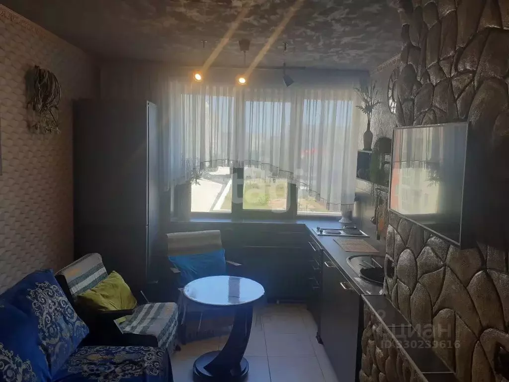 1-к кв. Крым, Евпатория просп. Победы, 87Бк1 (37.5 м) - Фото 1