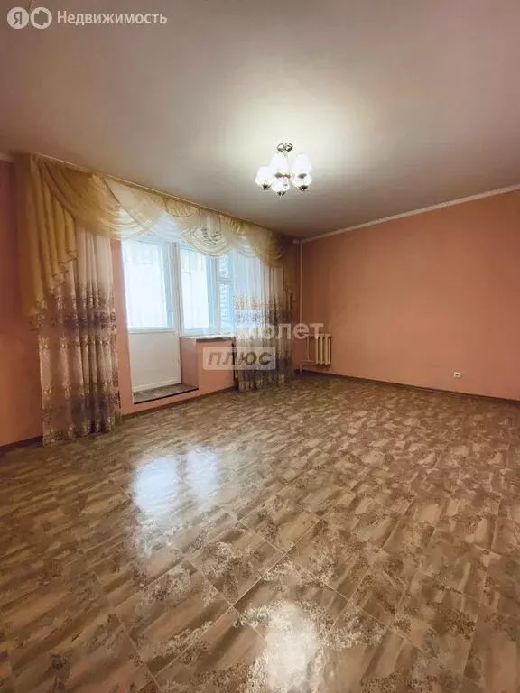 3-комнатная квартира: Октябрьский, 34-й микрорайон, 13Б (62.9 м) - Фото 1