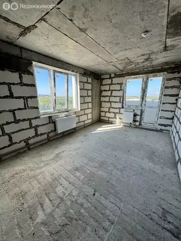 2-комнатная квартира: Бор, улица Луначарского, 216к2 (58 м) - Фото 0