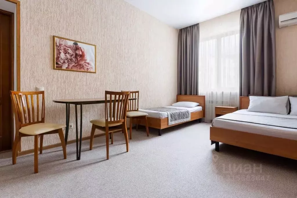 Комната Краснодарский край, Геленджик Садовая ул., 42 - Фото 1