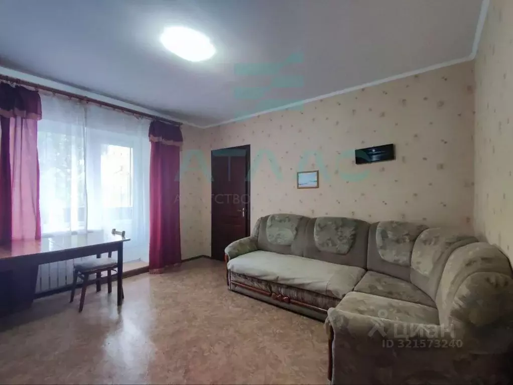 3-к кв. Крым, Симферополь ул. Зенитная, 152 (52.4 м) - Фото 0