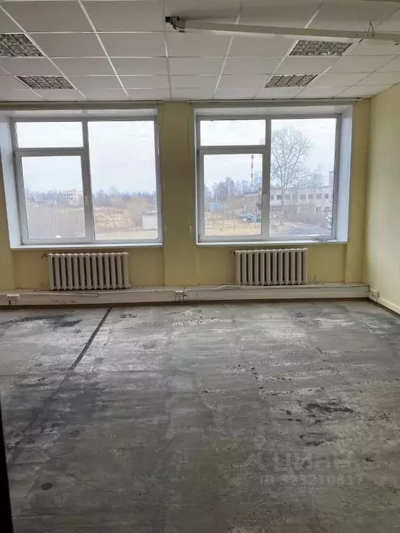 Помещение свободного назначения в Санкт-Петербург пос. Тярлево,  (34 ... - Фото 1