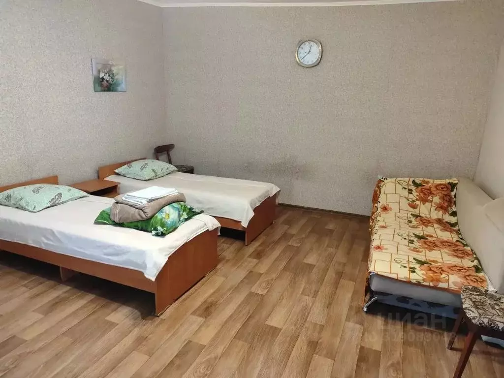2-к кв. Крым, Евпатория просп. Ленина, 4 (55.0 м) - Фото 1