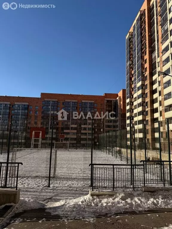 1-комнатная квартира: Чита, 3-я Забайкальская улица, 1 (43.2 м) - Фото 1