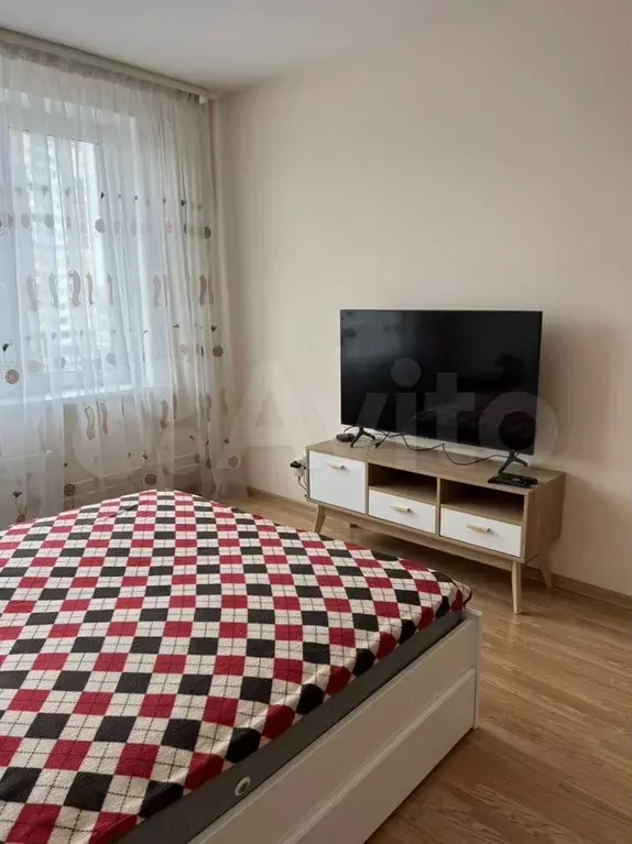 1-к. квартира, 38 м, 8/16 эт. - Фото 0