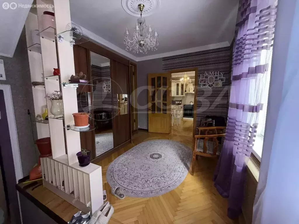 3-комнатная квартира: Дербент, улица У. Буйнакского, 7 (102 м) - Фото 1