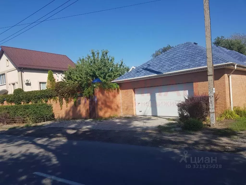 Дом в Ростовская область, Аксай ул. Гагарина, 27Б/2 (310 м) - Фото 1