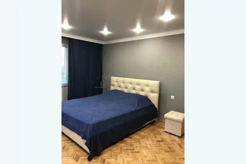 3-к кв. Ставропольский край, Кисловодск ул. 40 лет Октября, 6 (87.0 м) - Фото 0