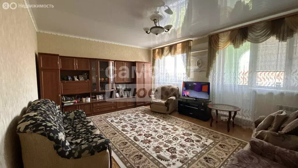 2-комнатная квартира: Астрахань, улица Софьи Перовской, 99к1 (106.6 м) - Фото 0