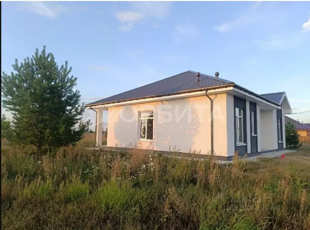 Дом в Тюменская область, Тюменский район, с. Успенка ул. Коммунаров ... - Фото 1