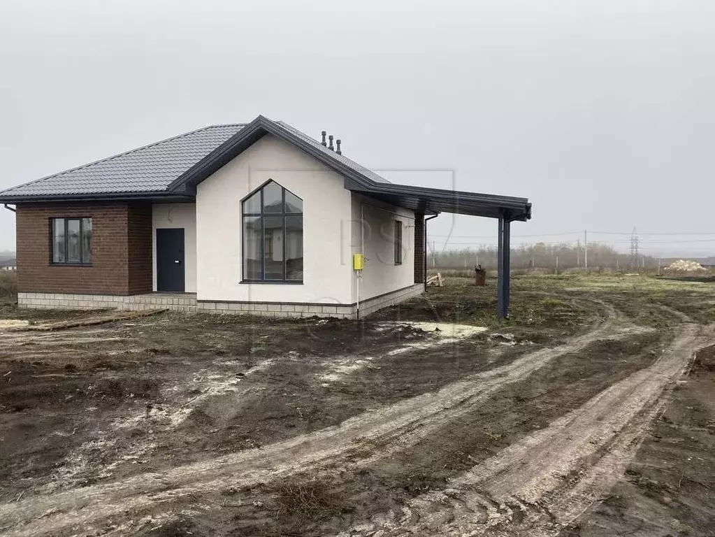 Дом в Белгородская область, Белгородский район, Дубовское с/пос, с. ... - Фото 1