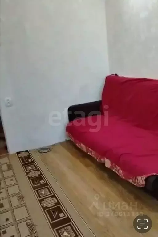 2-к кв. Карачаево-Черкесия, Черкесск ул. Космонавтов, 8 (36.0 м) - Фото 1