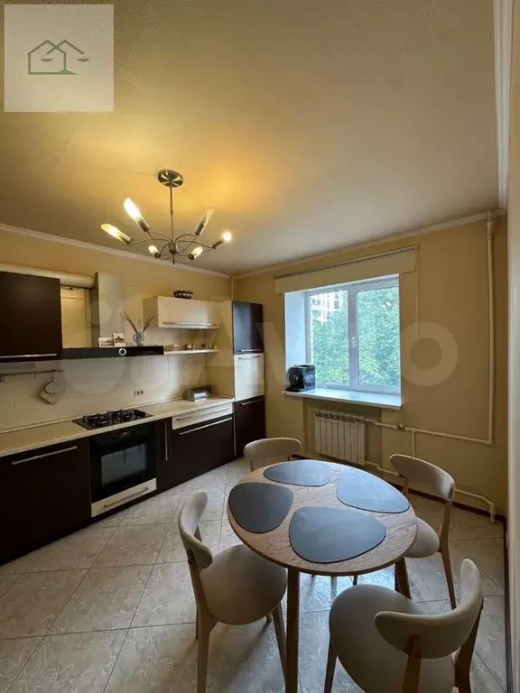 2-к. квартира, 70 м, 4/9 эт. - Фото 0