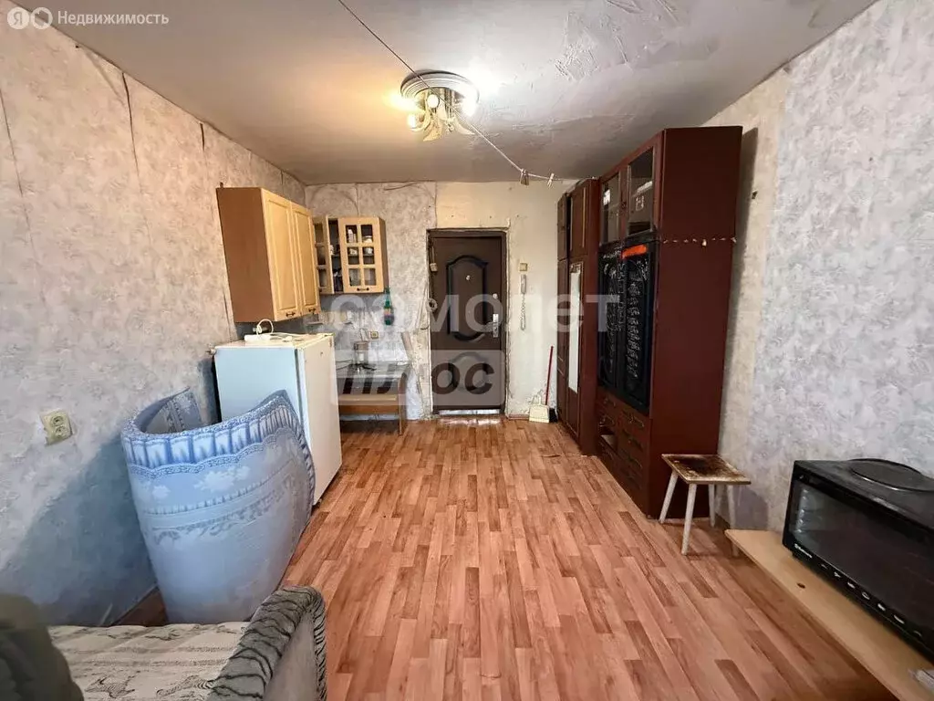 Квартира-студия: Тюмень, улица Республики, 216 (13.1 м) - Фото 2