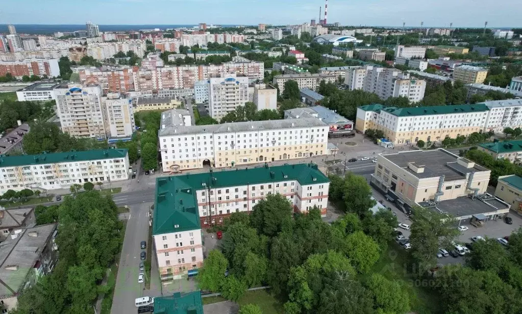 Помещение свободного назначения в Чувашия, Чебоксары просп. Ленина, 24 ... - Фото 1