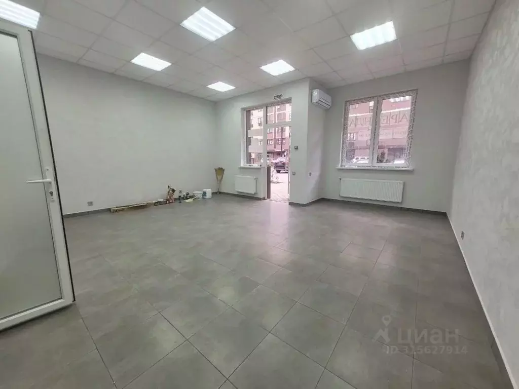 Помещение свободного назначения в Краснодарский край, Краснодар ул. ... - Фото 0