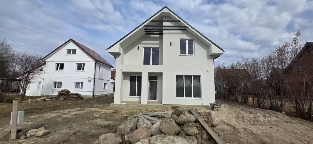 Дом в Калининградская область, Гурьевск Спортивная ул., 9 (240 м) - Фото 1