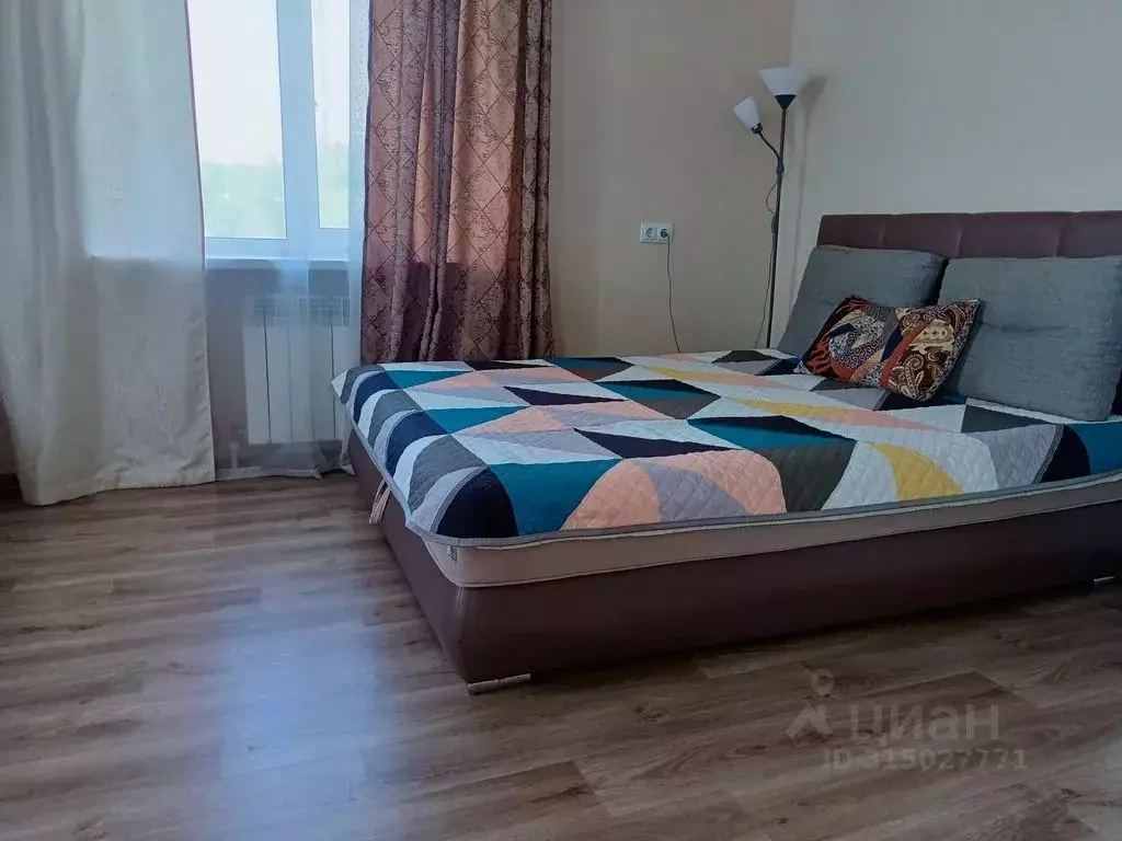 Студия Приморский край, Владивосток ул. Спиридонова, 11 (40.0 м) - Фото 1