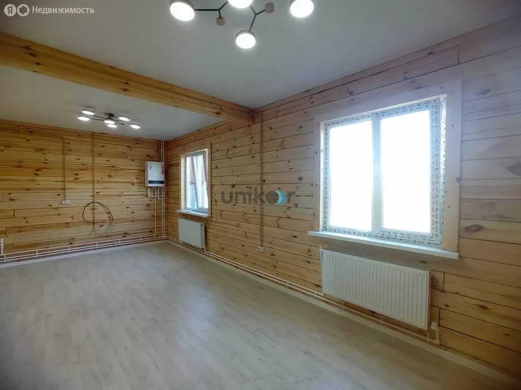 Дом в Иглино, улица Высоцкого (130 м) - Фото 0