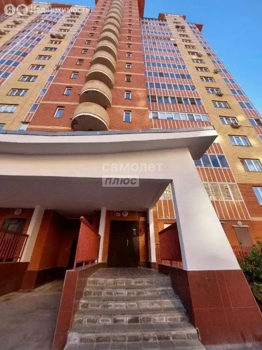 2-комнатная квартира: посёлок городского типа ВНИИССОК, улица Михаила ... - Фото 0