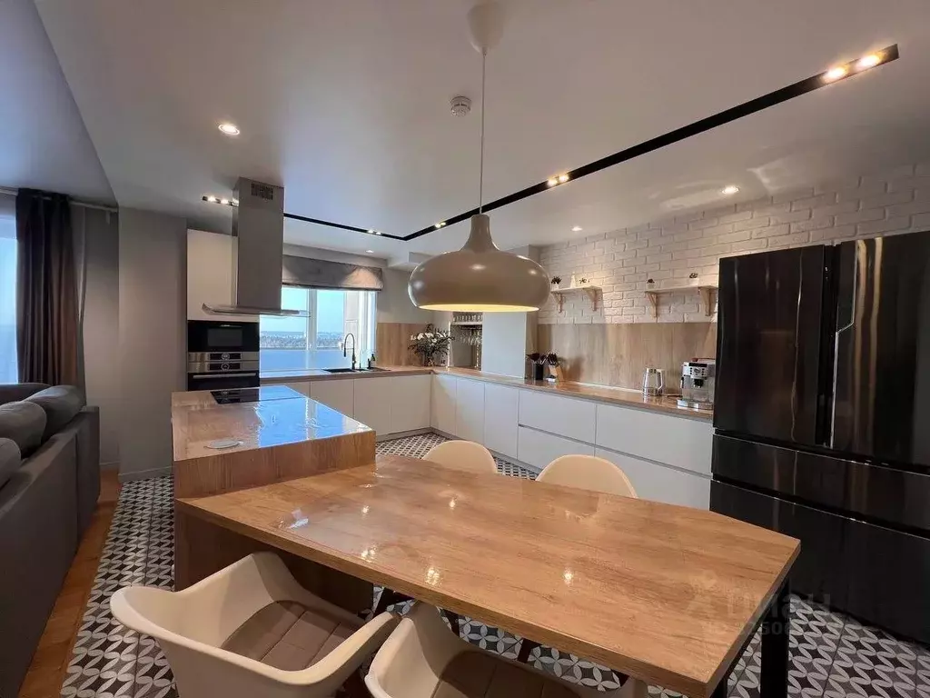 4-к кв. Челябинская область, Челябинск Лесопарковая ул., 8 (110.0 м) - Фото 1