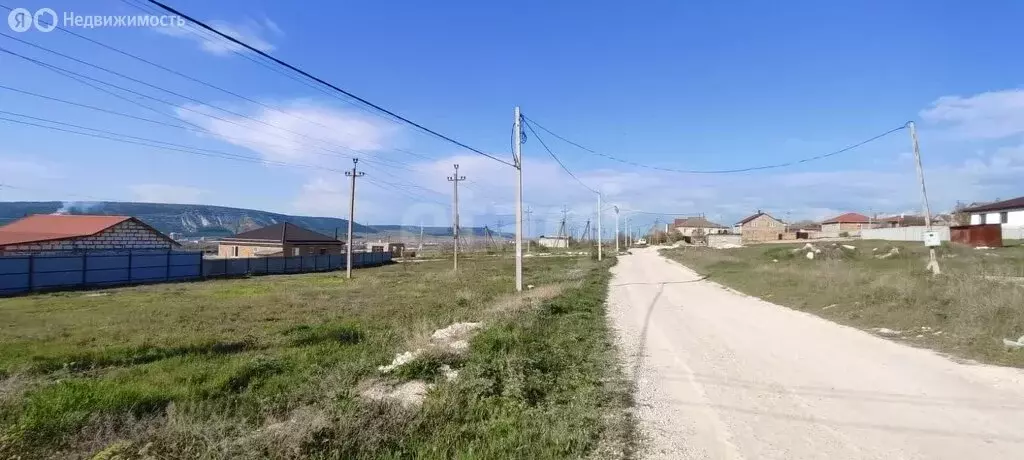 Участок в Бахчисарай, улица Василия Джарты (6.6 м) - Фото 1