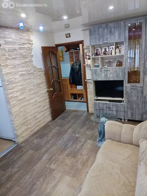 3-комнатная квартира: Алексин, Центральная улица, 9 (55.2 м) - Фото 2