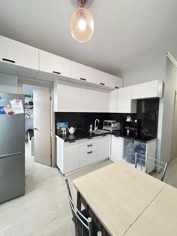 2-к кв. Саха (Якутия), Якутск ул. Лермонтова, 100/2 (60.0 м) - Фото 0