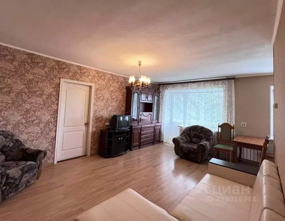 2-к кв. Ярославская область, Рыбинск Солнечная ул., 3 (43.0 м) - Фото 1
