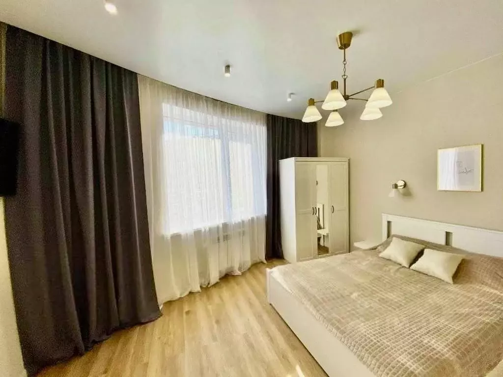 2-к кв. Татарстан, Казань ул. Марселя Салимжанова, 23 (75.0 м) - Фото 2